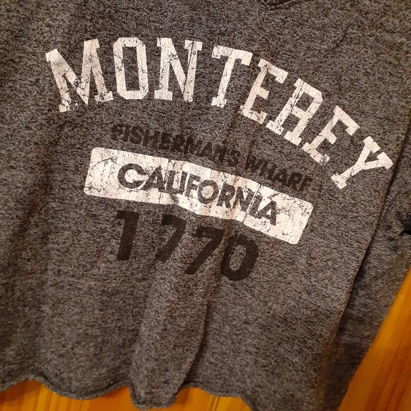 Distressed looking Juniors crop top gray white and black - Picture 2 of 4